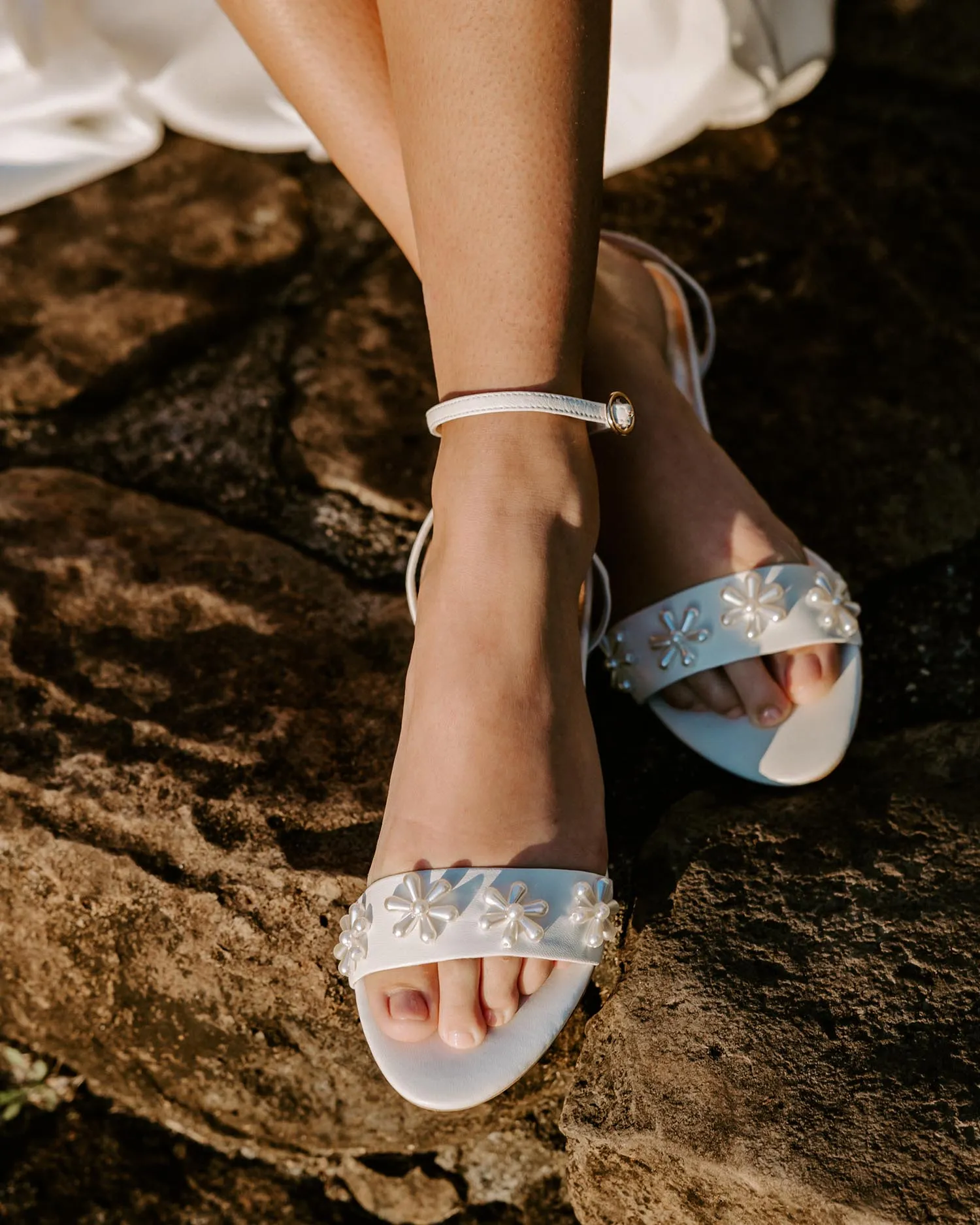 BLOOM SANDALS - PEARL FLOWER IVORY BRIDAL SHOES