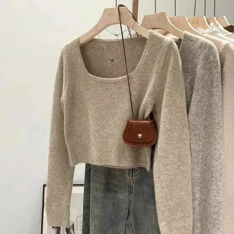 Croped Cozy Sweater With Long Sleeves & Square Collar