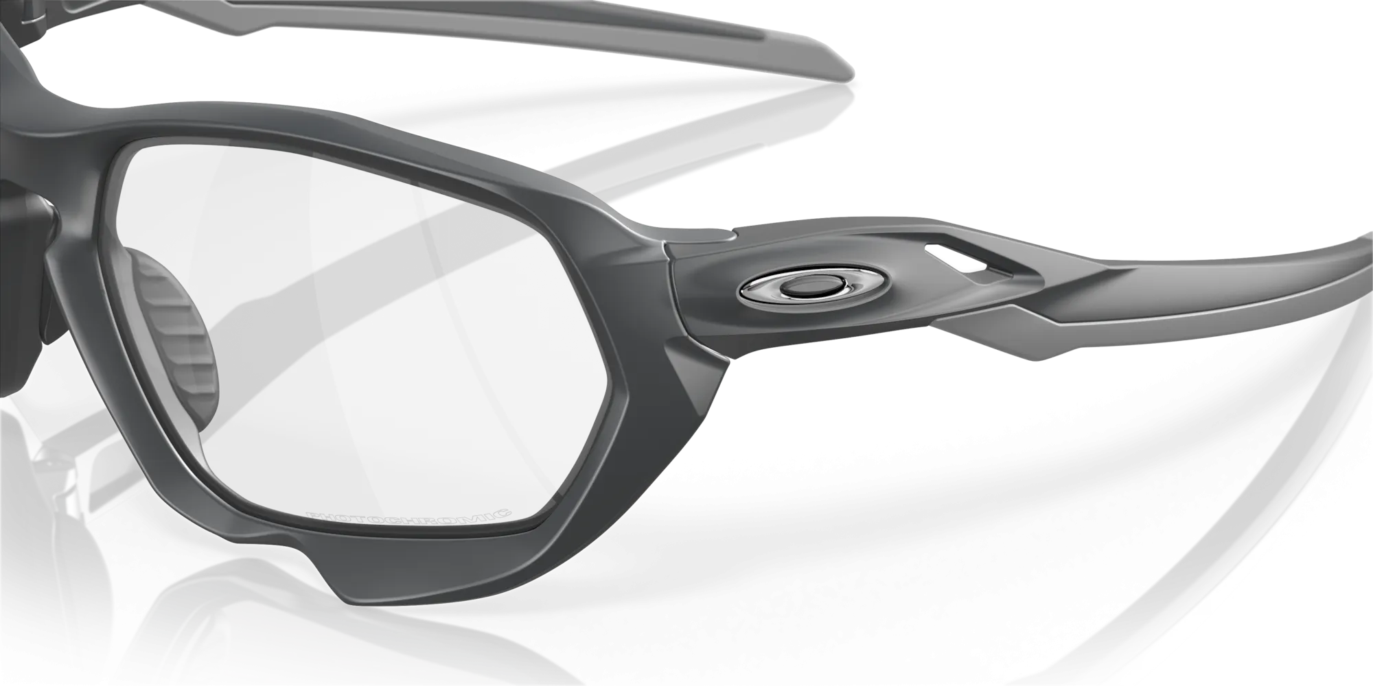 Oakley Plazma Clear To Black Iridium Photochromic Lenses Matte Carbon Frame