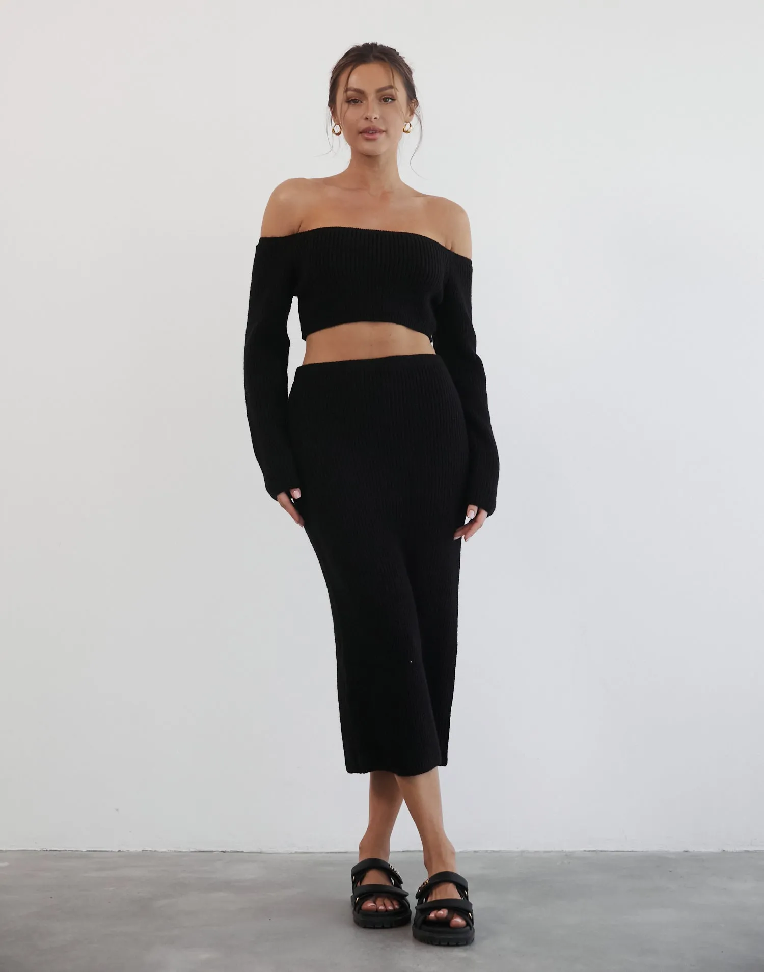 Sharna Long Sleeve Knit Top (Black)